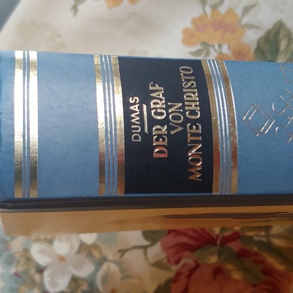 German Edition The Count of Monte Cristo by Alexandre Dumas - Picture 8 of 10